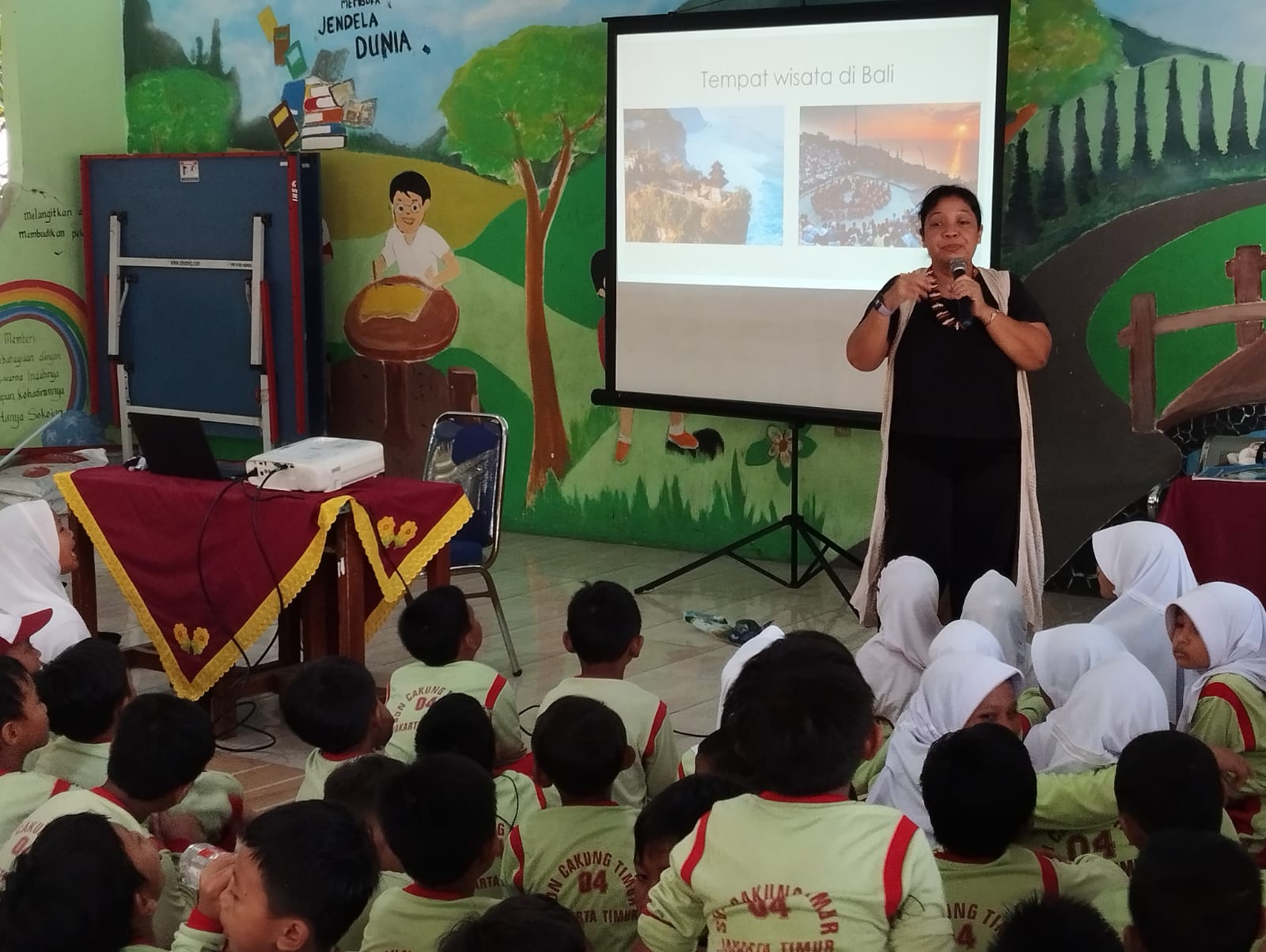 Roadshow Workshop Membaca Di SDN Cakung Timur 04